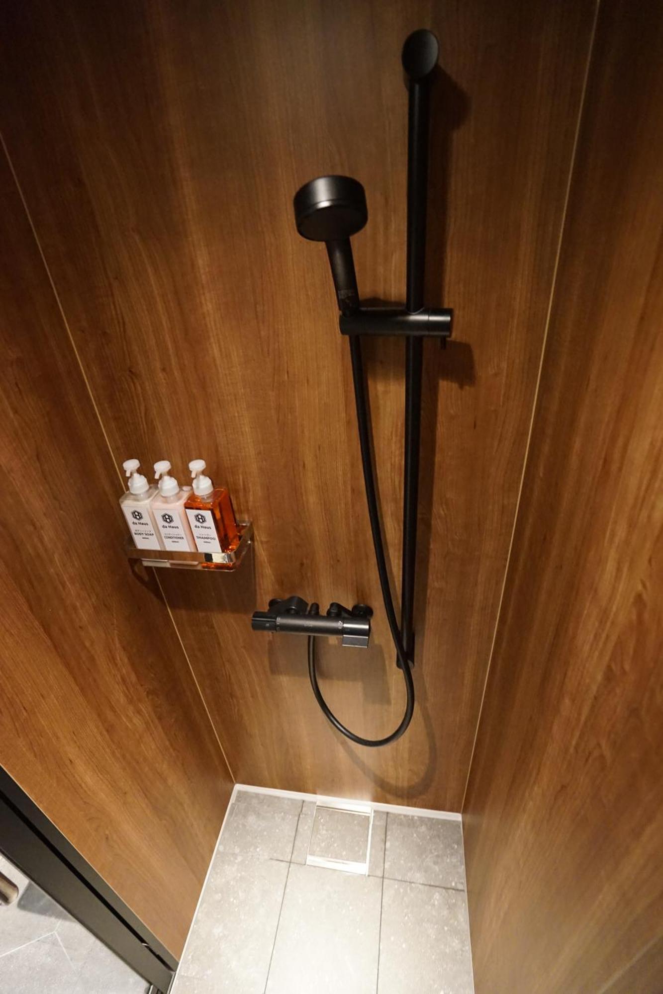 Da Haus Shinjuku 3*