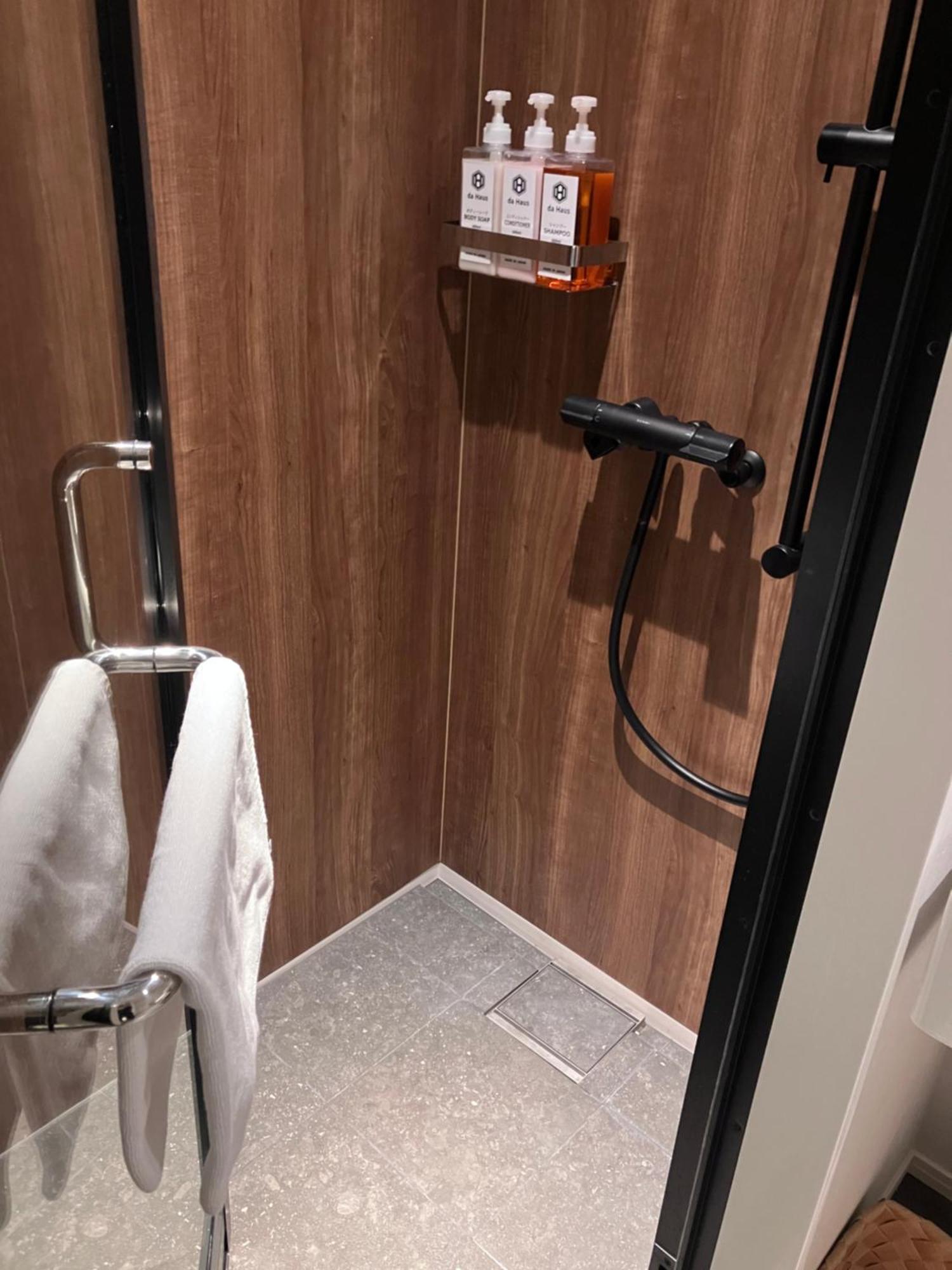 Da Haus Shinjuku Hotel 3*